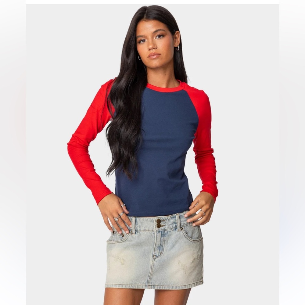edikted Tommi Raglan Tee Women’s L Red Blue Colorblock Crew Long Sleeve T-Shirt